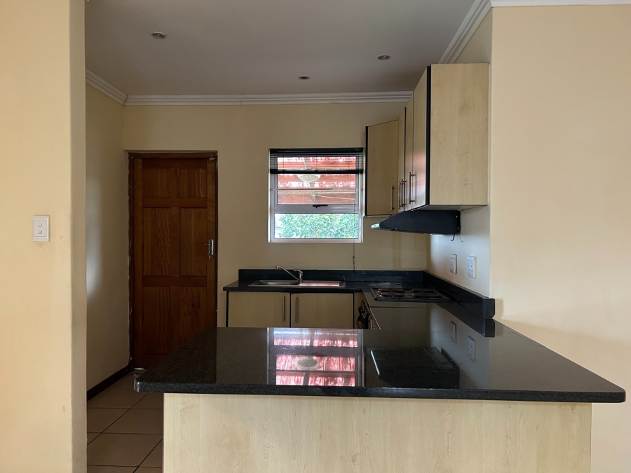 5 Bedroom Property for Sale in Beacon Bay North Eastern Cape